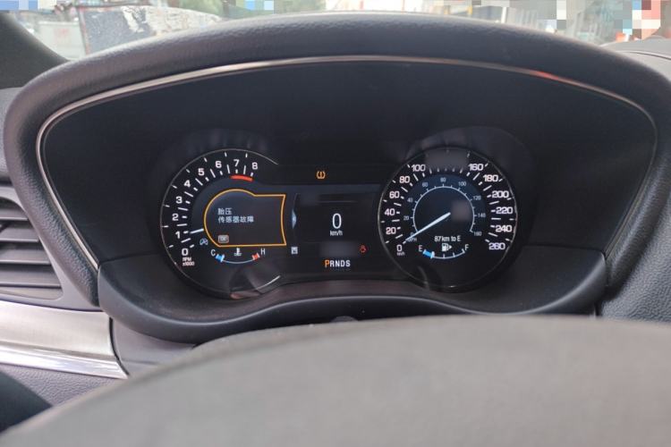 Used Lincoln MKC 2018 2.0T Two-Wheel Drive Deluxe Edition Instrument Cluster