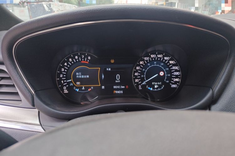 Used Lincoln MKC 2018 2.0T Two-Wheel Drive Deluxe Edition Instrument Cluster