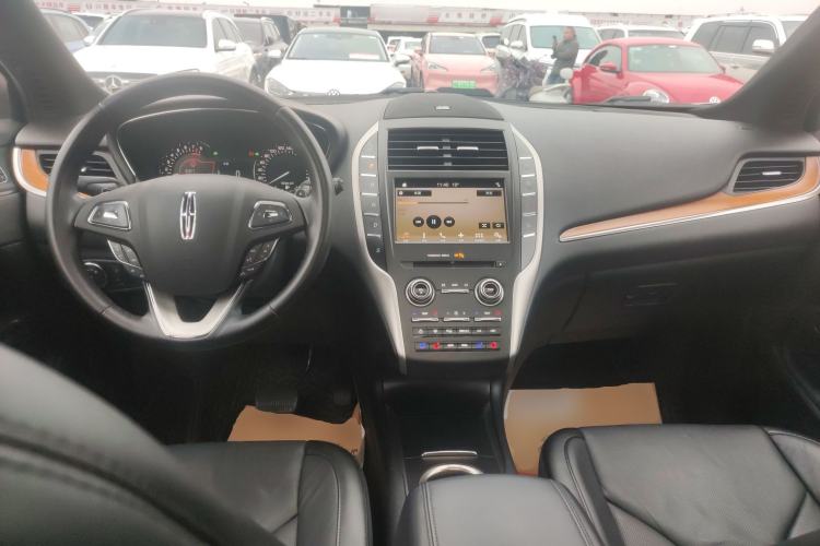 Used Lincoln MKC 2018 2.0T Four-Wheel Drive Zunya Edition Interior 2