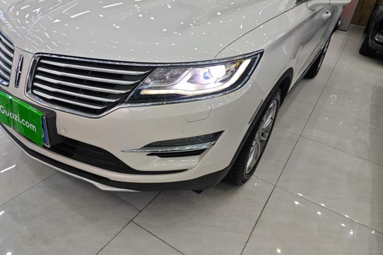 Used Lincoln MKC 2018 2.0T Two-Wheel Drive Luxury Edition Left Front Headlight
