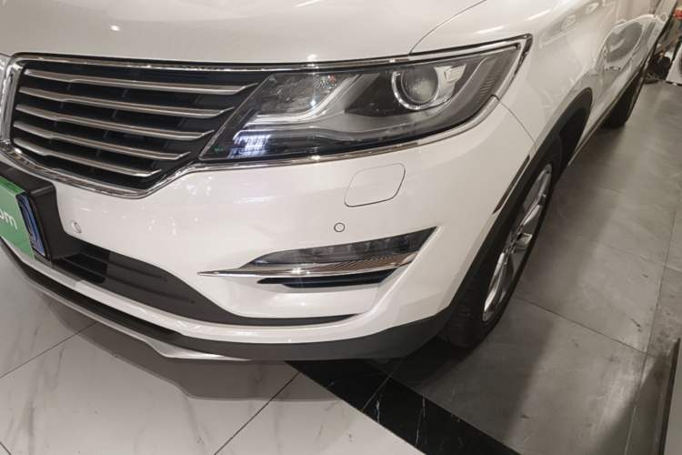 Used Lincoln MKC 2018 2.0T Four-Wheel Drive Zunya Edition Left Front Headlight