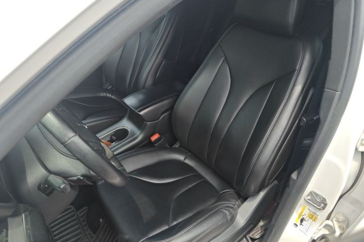 Used Lincoln MKC 2018 2.0T Two-Wheel Drive Zunyue Edition Left Front Seat