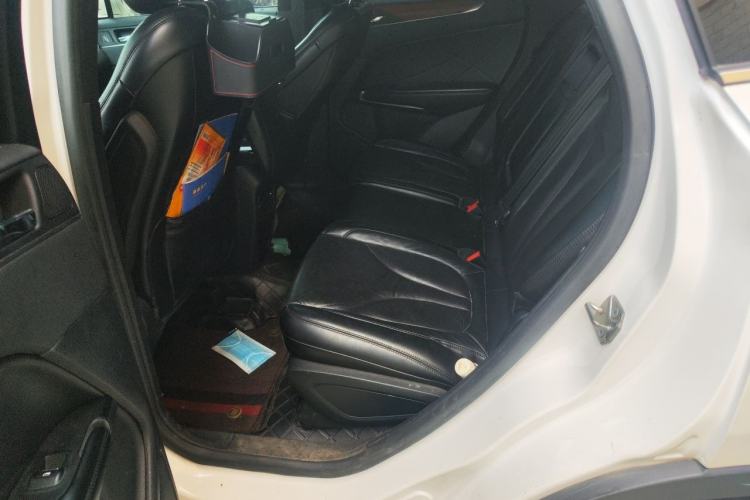 Used Lincoln MKC 2018 2.0T Four-Wheel Drive Zunya Edition Left Rear Seat