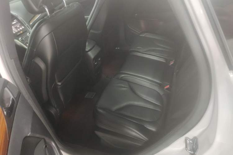 Used Lincoln MKC 2018 2.0T Four-Wheel Drive Zunya Edition Left Rear Seat