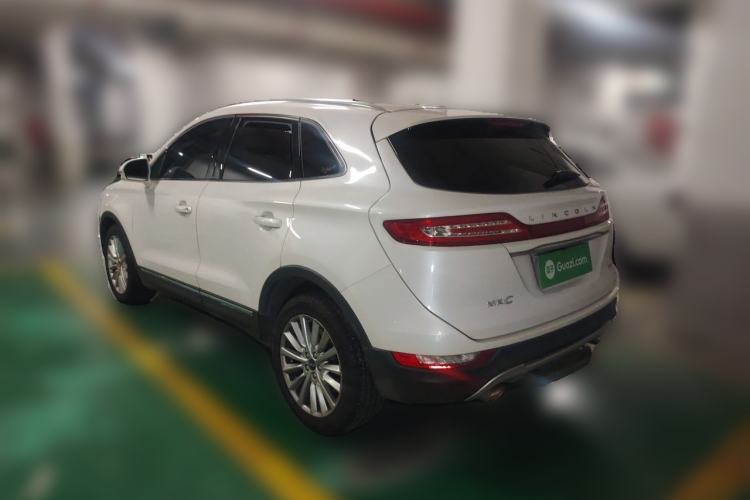 Used Lincoln MKC 2018 2.0T Two-Wheel Drive Deluxe Edition Rear Left 45 Deg