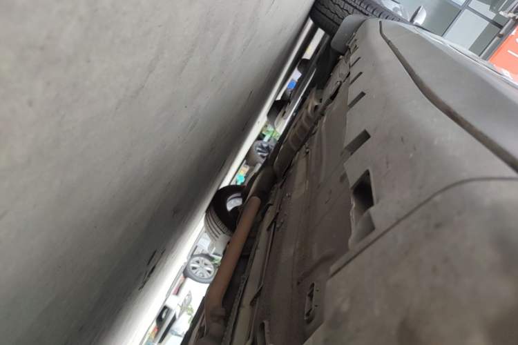 Used Lincoln MKC 2018 2.0T Two-Wheel Drive Luxury Edition Right Side Sill