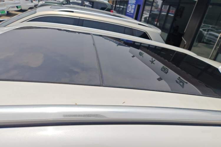 Used Lincoln MKC 2018 2.0T Two-Wheel Drive Luxury Edition Roof