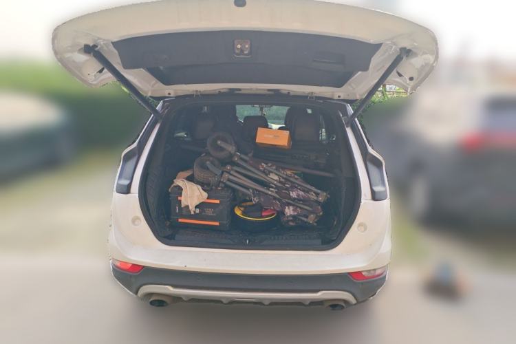 Used Lincoln MKC 2018 2.0T Four-Wheel Drive Zunya Edition Trunk