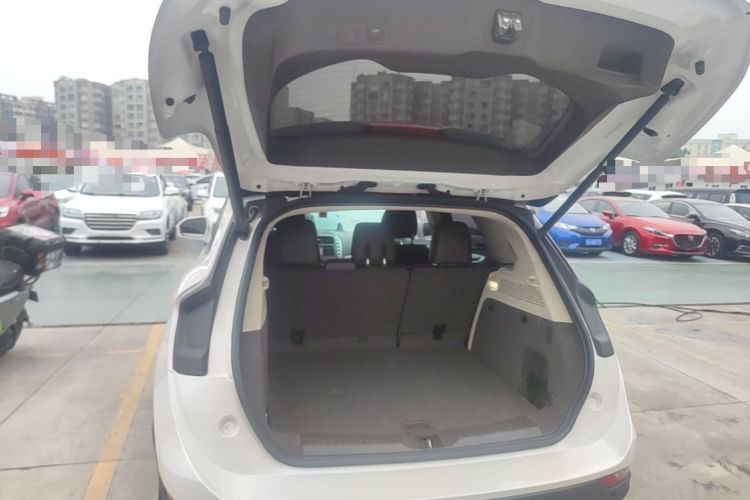 Used Lincoln MKC 2018 2.0T Two-Wheel Drive Luxury Edition Trunk