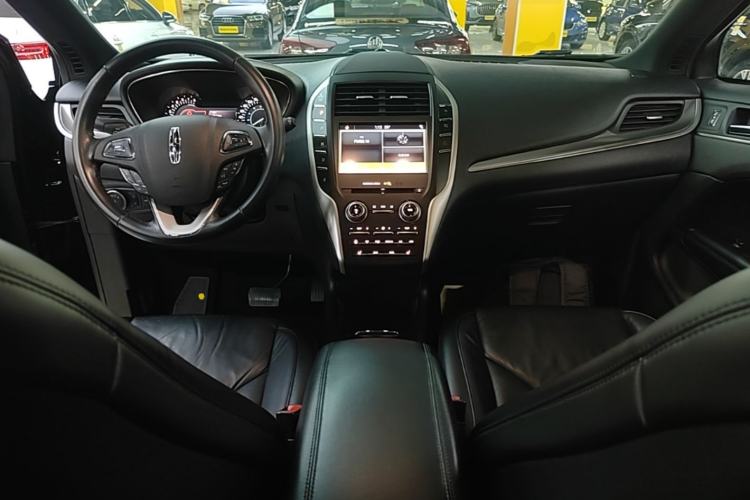 Used Lincoln MKC 2019 2.0T Two-Wheel Drive Luxury Edition China V Standard Center Console