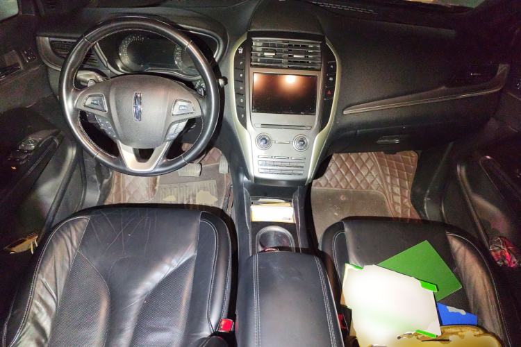 Used Lincoln MKC 2019 2.0T Two-Wheel Drive Luxury Edition China V Standard Center Console