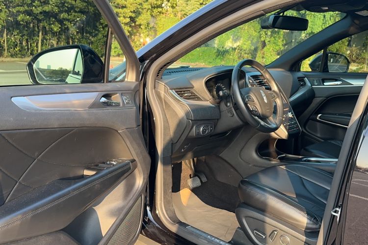 Used Lincoln MKC 2019 2.0T Two-Wheel Drive Luxury Edition China VI Standard Driver Seat