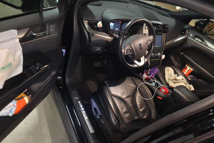 Used Lincoln MKC 2019 2.0T Two-Wheel Drive Luxury Edition China VI Standard Driver Seat