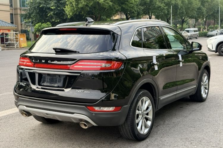 Used Lincoln MKC 2019 2.0T Four-Wheel Drive Luxury Edition China VI Standard Exterior 11
