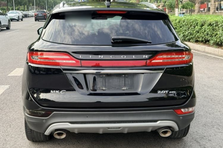 Used Lincoln MKC 2019 2.0T Four-Wheel Drive Luxury Edition China VI Standard Exterior 2