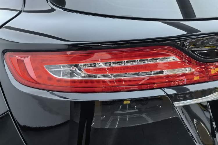 Used Lincoln MKC 2019 2.0T Two-Wheel Drive Luxury Edition China V Standard Exterior 9