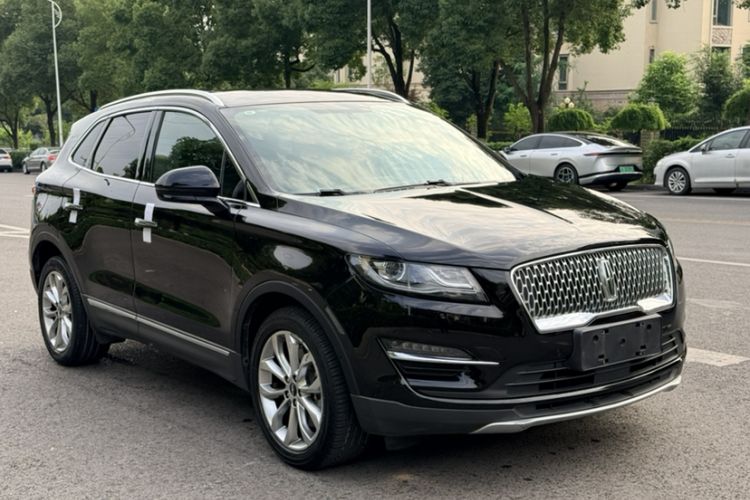 Used Lincoln MKC 2019 2.0T Four-Wheel Drive Luxury Edition China VI Standard Exterior 9