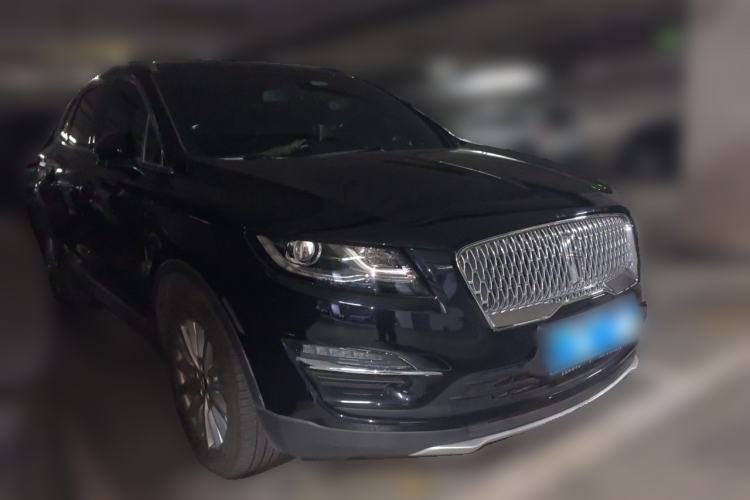 Used Lincoln MKC 2019 2.0T Two-Wheel Drive Luxury Edition China VI Standard Front Right 45 Deg
