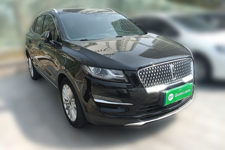 Used Lincoln MKC 2019 2.0T Two-Wheel Drive Luxury Edition China VI Standard Front Right 45 Deg
