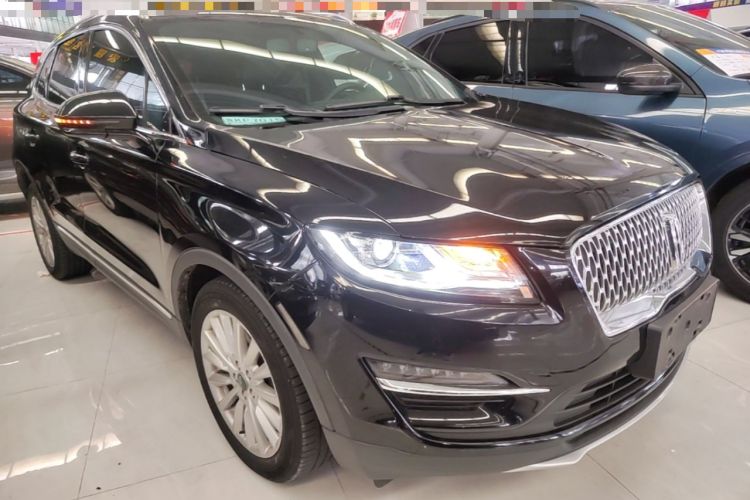 Used Lincoln MKC 2019 2.0T Two-Wheel Drive Luxury Edition China VI Standard Front Right 45 Deg