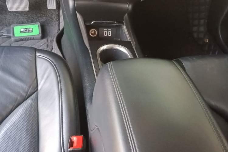 Used Lincoln MKC 2019 2.0T Two-Wheel Drive Luxury Edition China VI Standard Gear Lever