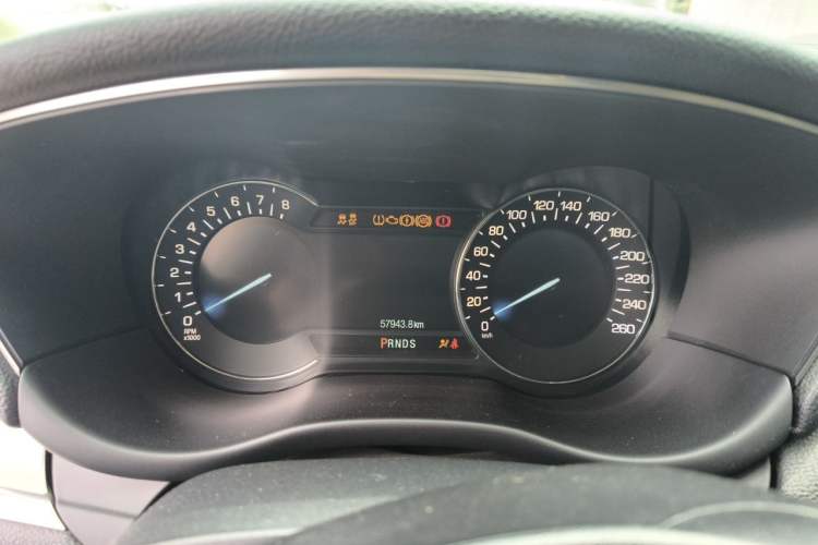 Used Lincoln MKC 2019 2.0T Two-Wheel Drive Luxury Edition China VI Standard Instrument Cluster