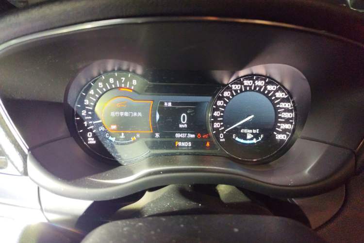 Used Lincoln MKC 2019 2.0T Two-Wheel Drive Luxury Edition China V Standard Instrument Cluster