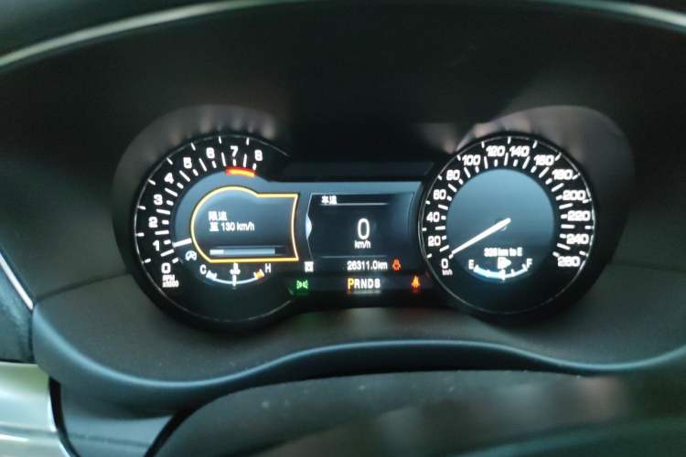 Used Lincoln MKC 2019 2.0T Two-Wheel Drive Luxury Edition China V Standard Instrument Cluster