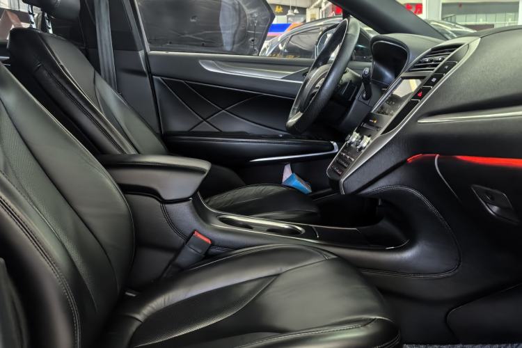 Used Lincoln MKC 2019 2.0T Two-Wheel Drive Luxury Edition China VI Standard Interior 6