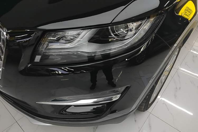 Used Lincoln MKC 2019 2.0T Two-Wheel Drive Luxury Edition China V Standard Left Front Headlight
