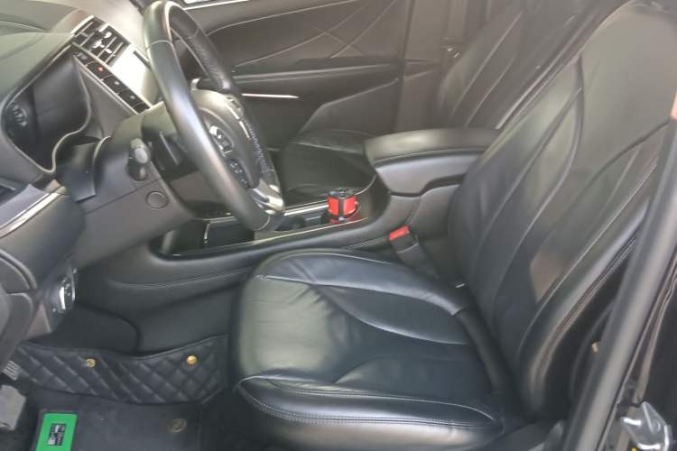 Used Lincoln MKC 2019 2.0T Two-Wheel Drive Luxury Edition China VI Standard Left Front Seat