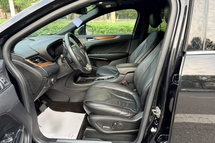 Used Lincoln MKC 2019 2.0T Four-Wheel Drive Luxury Edition China VI Standard Left Front Seat