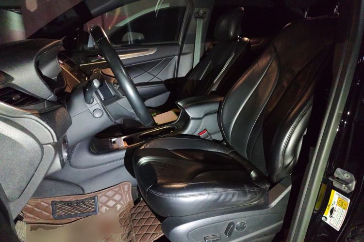 Used Lincoln MKC 2019 2.0T Two-Wheel Drive Luxury Edition China V Standard Left Front Seat
