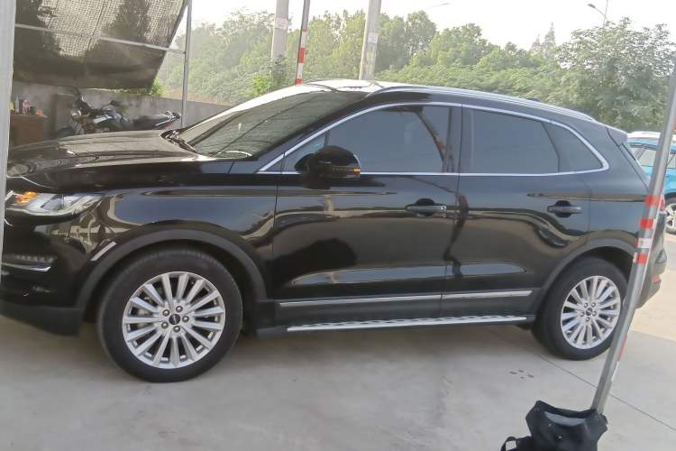 Used Lincoln MKC 2019 2.0T Two-Wheel Drive Luxury Edition China VI Standard Left Side