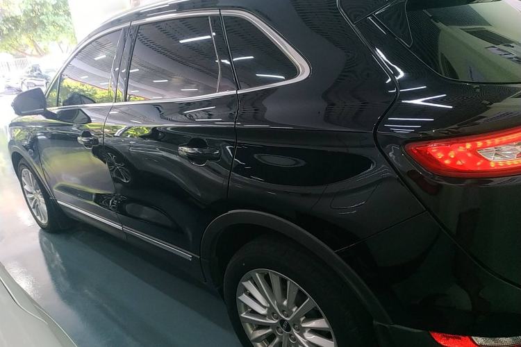 Used Lincoln MKC 2019 2.0T Two-Wheel Drive Luxury Edition China VI Standard Left Side
