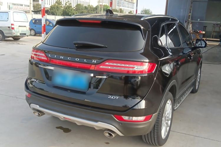 Used Lincoln MKC 2019 2.0T Two-Wheel Drive Luxury Edition China VI Standard Rear Right 45 Deg