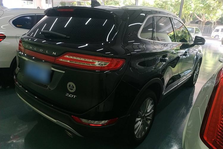 Used Lincoln MKC 2019 2.0T Two-Wheel Drive Luxury Edition China VI Standard Rear Right 45 Deg