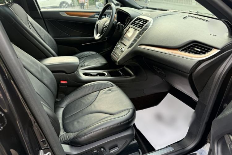 Used Lincoln MKC 2019 2.0T Four-Wheel Drive Luxury Edition China VI Standard Right Front Seat