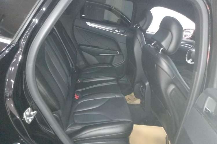 Used Lincoln MKC 2019 2.0T Two-Wheel Drive Luxury Edition China VI Standard Right Rear Seat