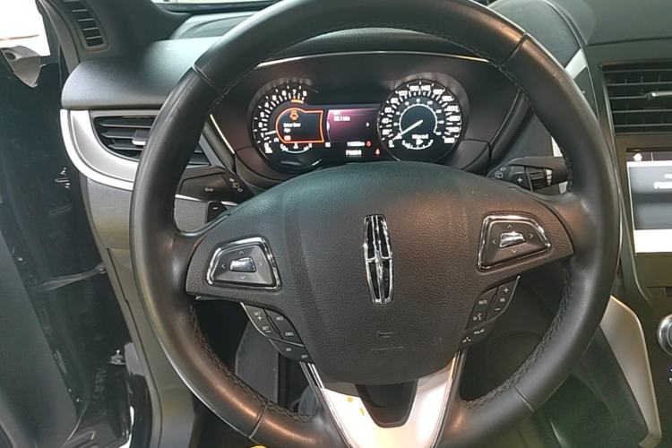 Used Lincoln MKC 2019 2.0T Two-Wheel Drive Luxury Edition China V Standard Steering Wheel