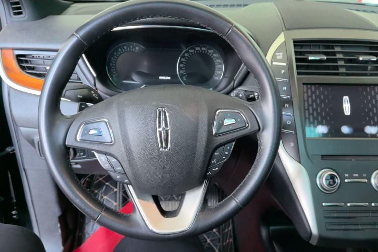 Used Lincoln MKC 2019 2.0T Two-Wheel Drive Luxury Edition China VI Standard Steering Wheel