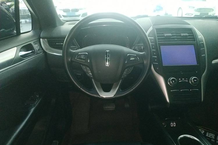 Used Lincoln MKC 2019 2.0T Two-Wheel Drive Luxury Edition China VI Standard Steering Wheel