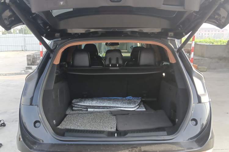 Used Lincoln MKC 2019 2.0T Two-Wheel Drive Luxury Edition China VI Standard Trunk