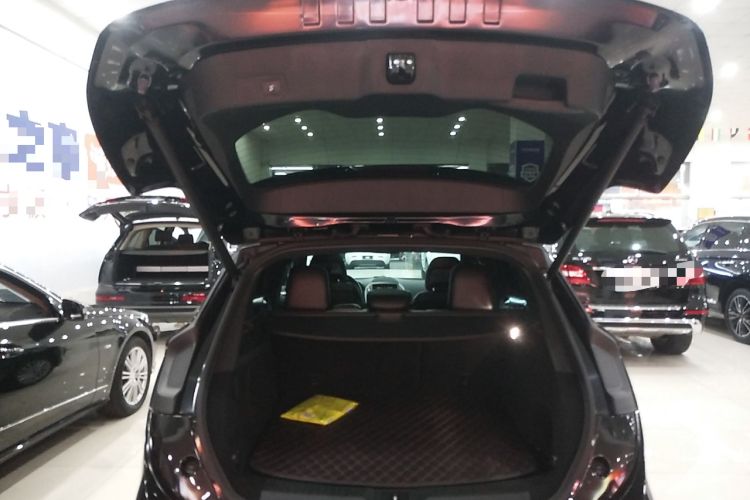 Used Lincoln MKC 2019 2.0T Two-Wheel Drive Luxury Edition China VI Standard Trunk
