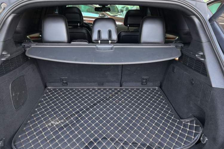 Used Lincoln MKC 2019 2.0T Two-Wheel Drive Luxury Edition China VI Standard Trunk