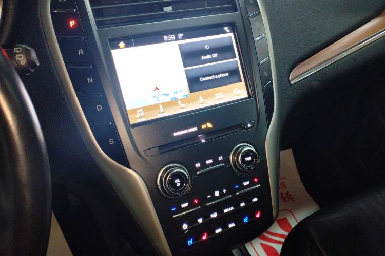 Used Lincoln MKC 2019 2.0T Two-Wheel Drive Zunya Version China VI Standard Audio And AC Panel