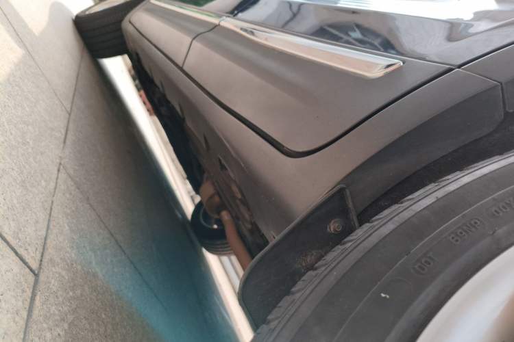 Used Lincoln MKC 2019 2.0T Two-Wheel Drive Zunya Version China VI Standard Chassis Rear Left