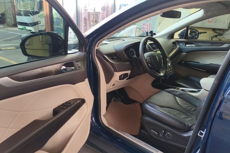 Used Lincoln MKC 2019 2.0T Two-Wheel Drive Zunya Version China VI Standard Driver Seat