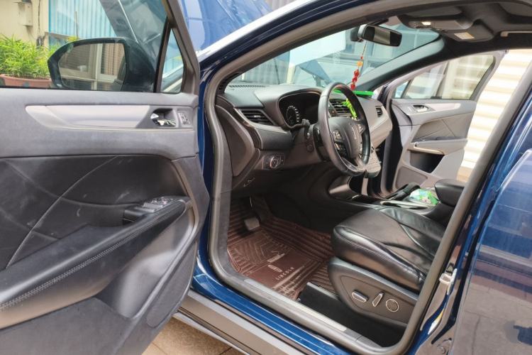 Used Lincoln MKC 2019 2.0T Two-Wheel Drive Zunya Version China VI Standard Driver Seat