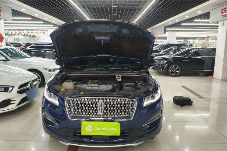 Used Lincoln MKC 2019 2.0T Two-Wheel-Drive Zunya Version China V Emission Standard Engine Bay